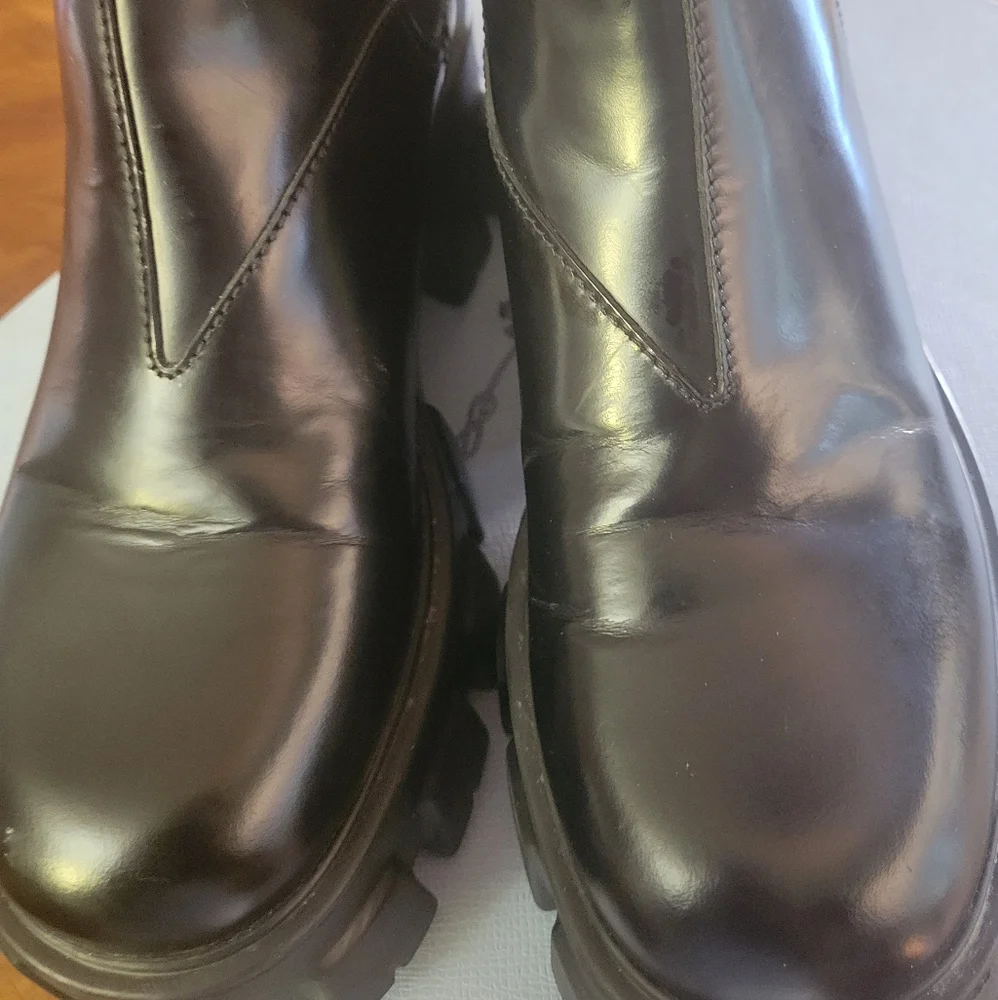 Prada Black Leather Chunky Lug-Sole Chelsea Ankle Boots - Picture 5 of 10